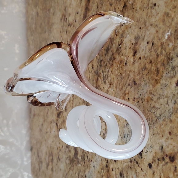 Handblown art glass 3 petales flower spiral stem - Picture 7 of 12